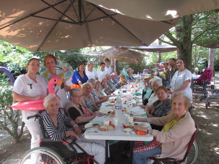 BARBECUE Vacance juillet 2023