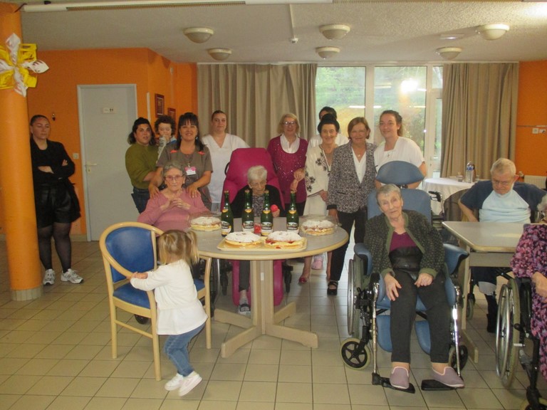 Goûter du Printemps TREBES-ENTRAIDE Goûter du Printemps TREBES-ENTRAIDE